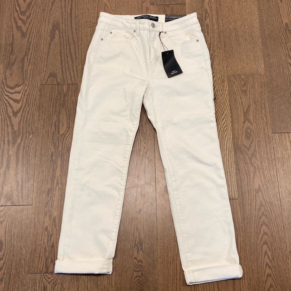 RW&Co, High rise, straight leg, crop length pants, size 28